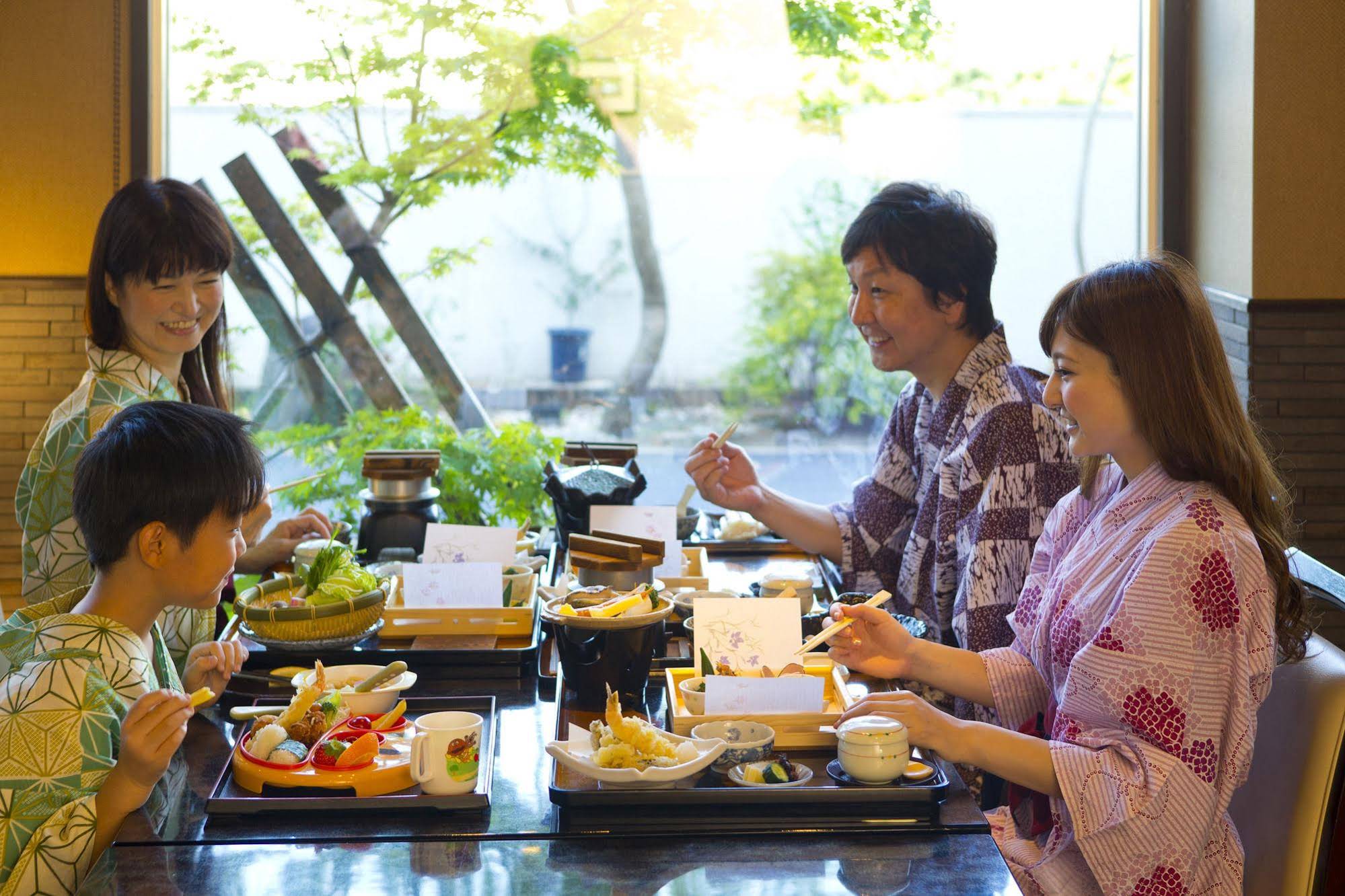 Garden Palace & Kansai Airport SPA