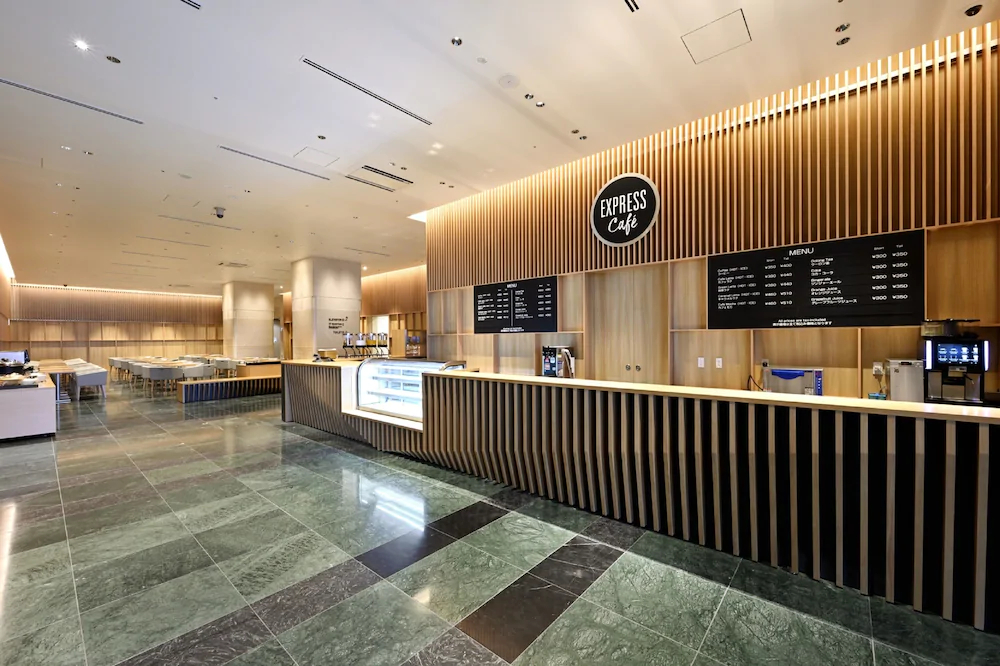 Odysis Suites Osaka Airport Hotel