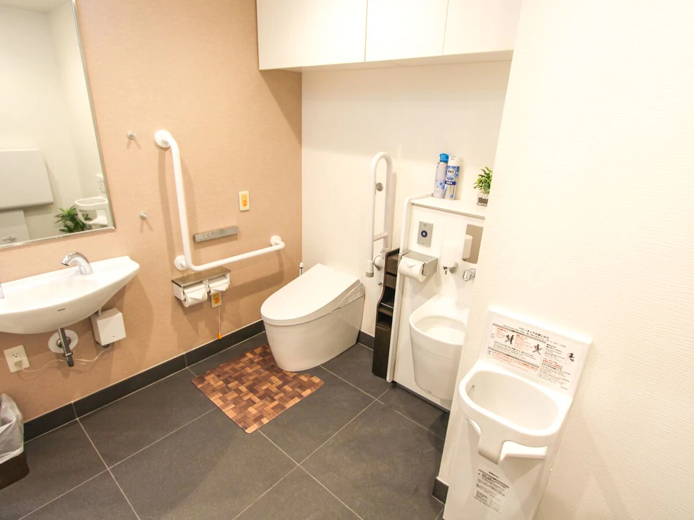 Hotel Livemax Osaka Kadoma