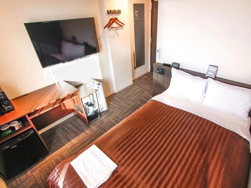 Hotel Livemax Osaka Kadoma