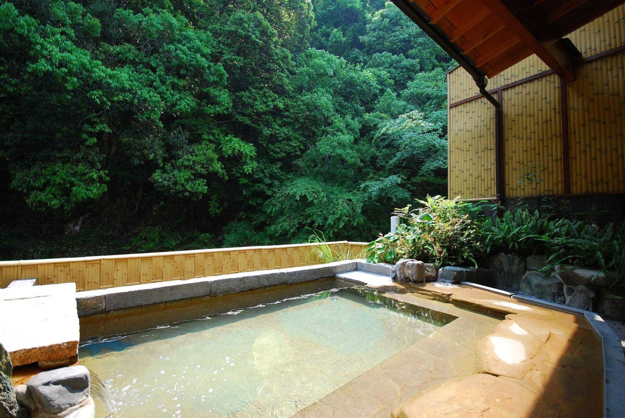 Okumizuma Onsen