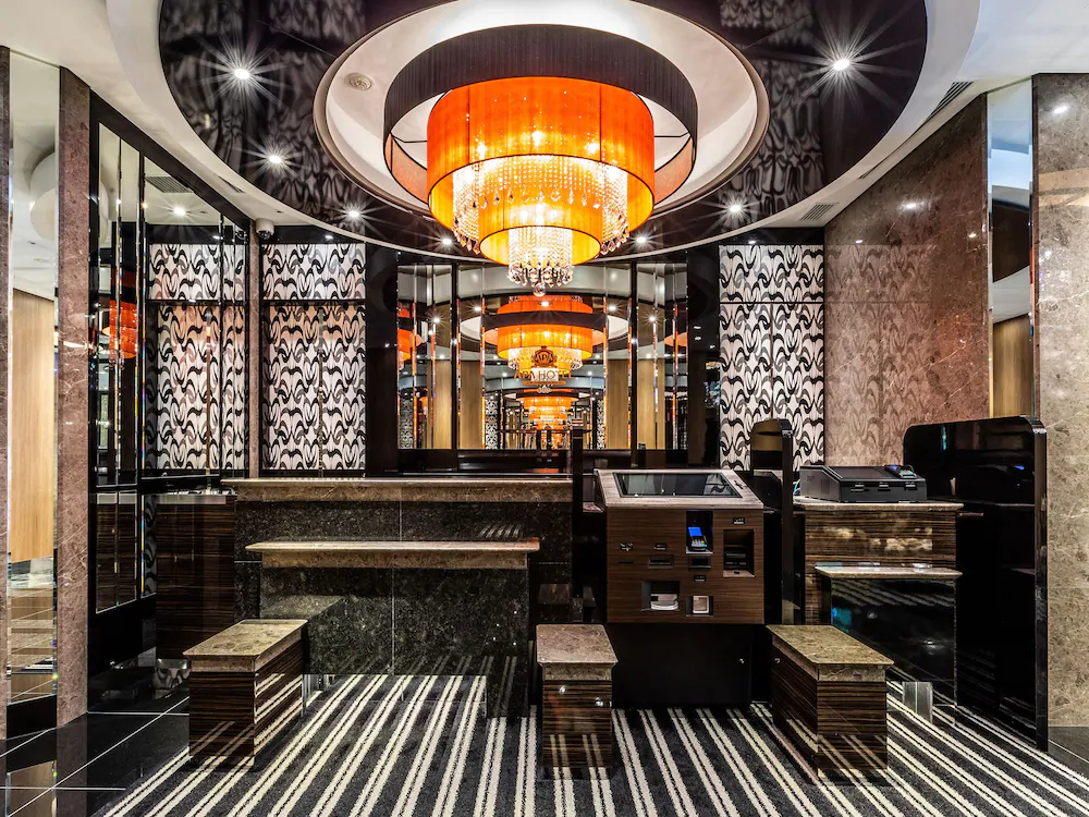Apa Hotel Kobe-Sannomiya Ekimae