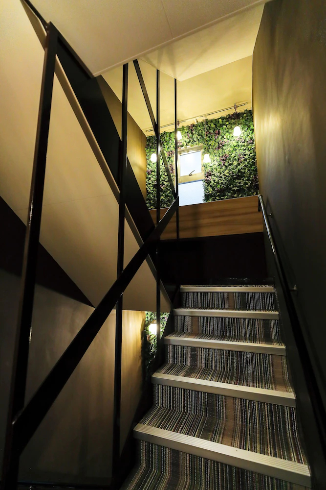 Guest House Kobe Nadeshikoya