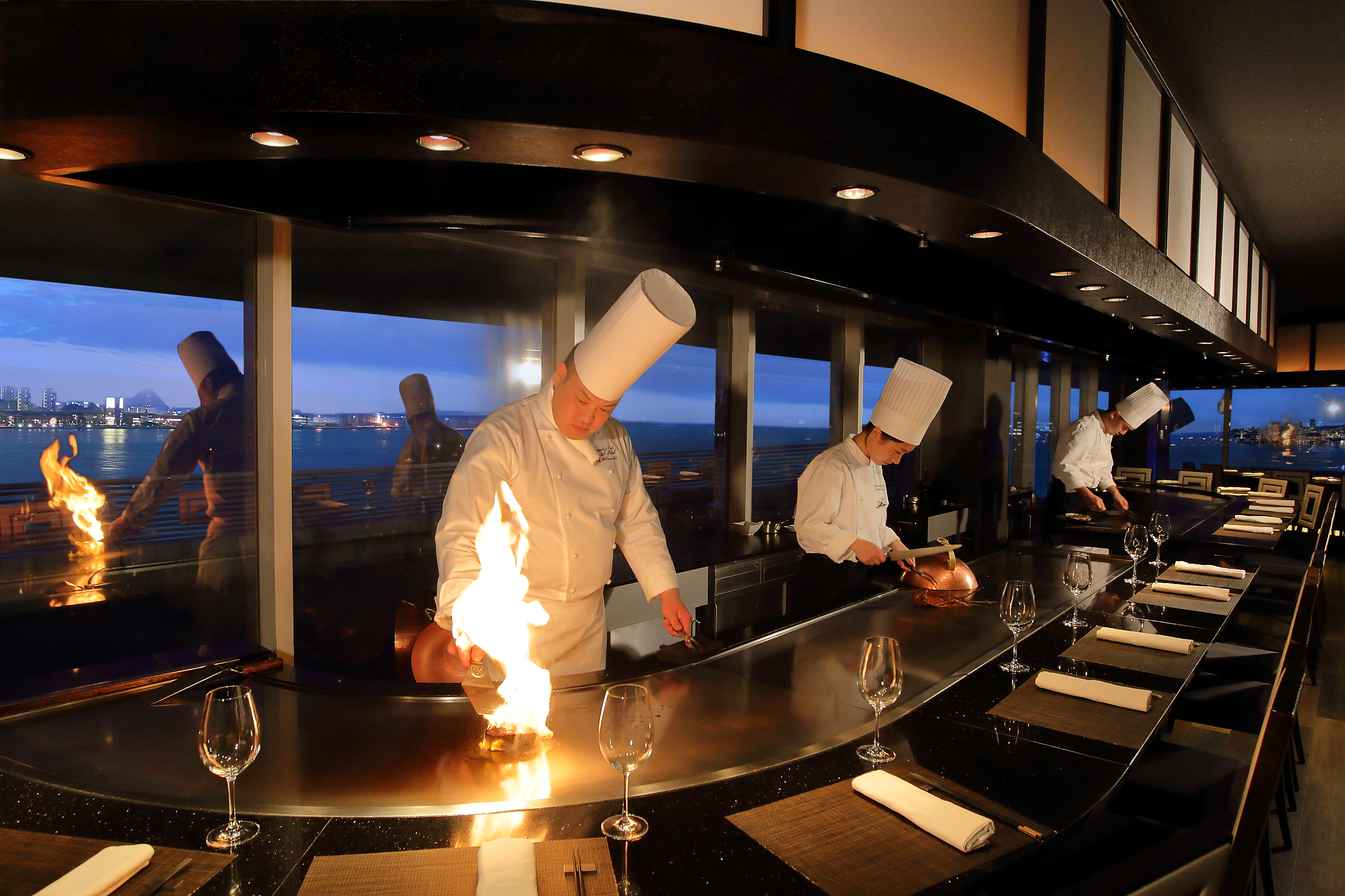 Kobe Meriken Park Oriental Hotel