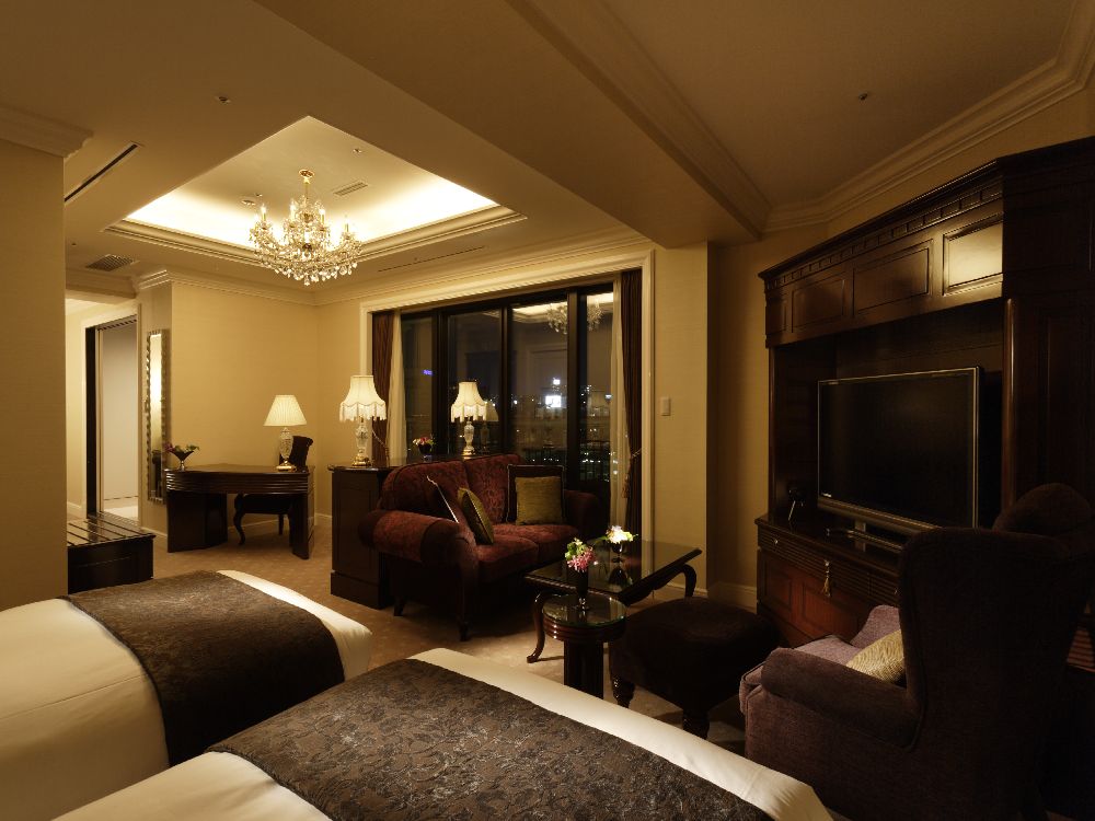 La Suite Kobe Harborland