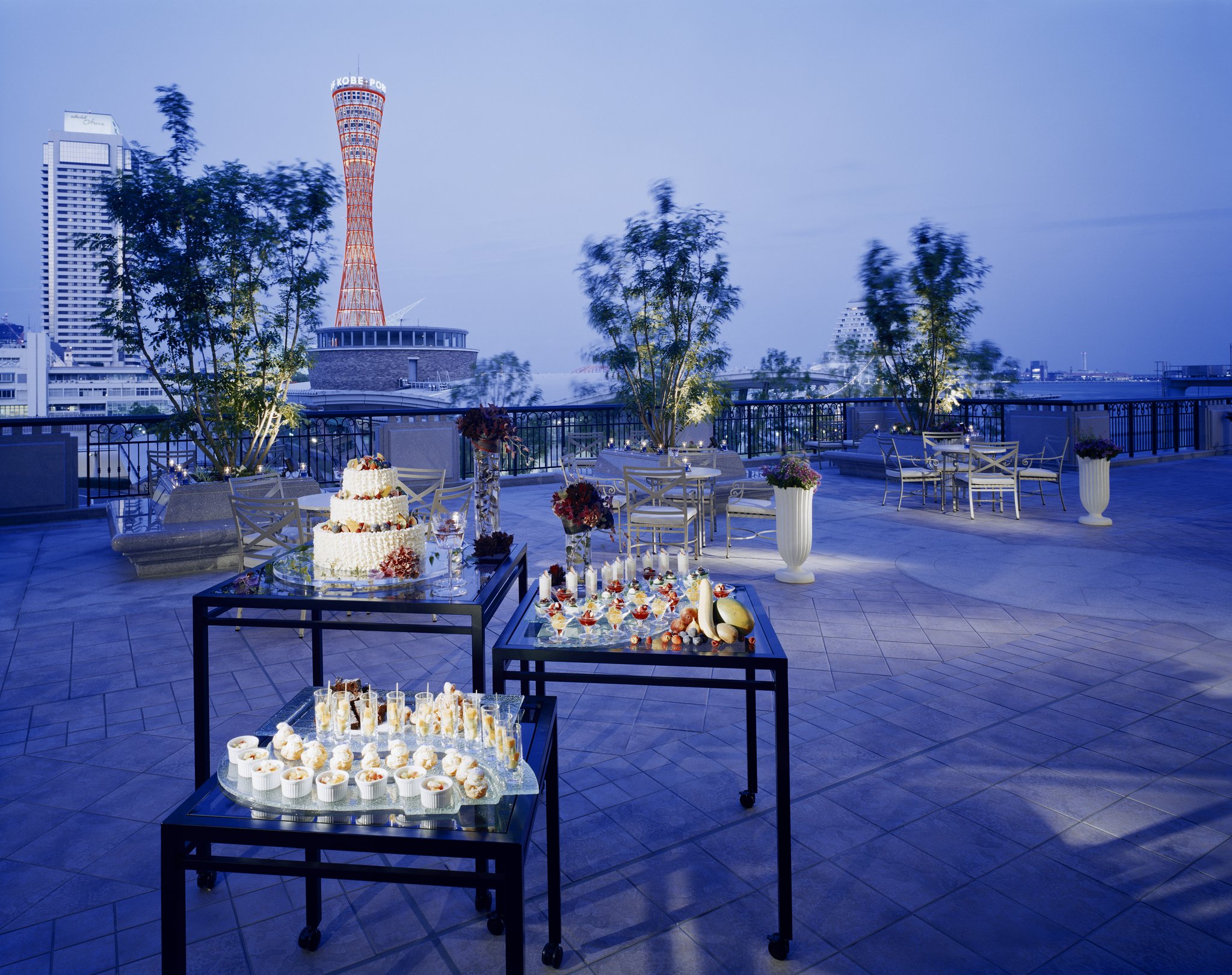 La Suite Kobe Harborland
