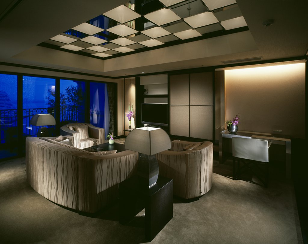 La Suite Kobe Harborland