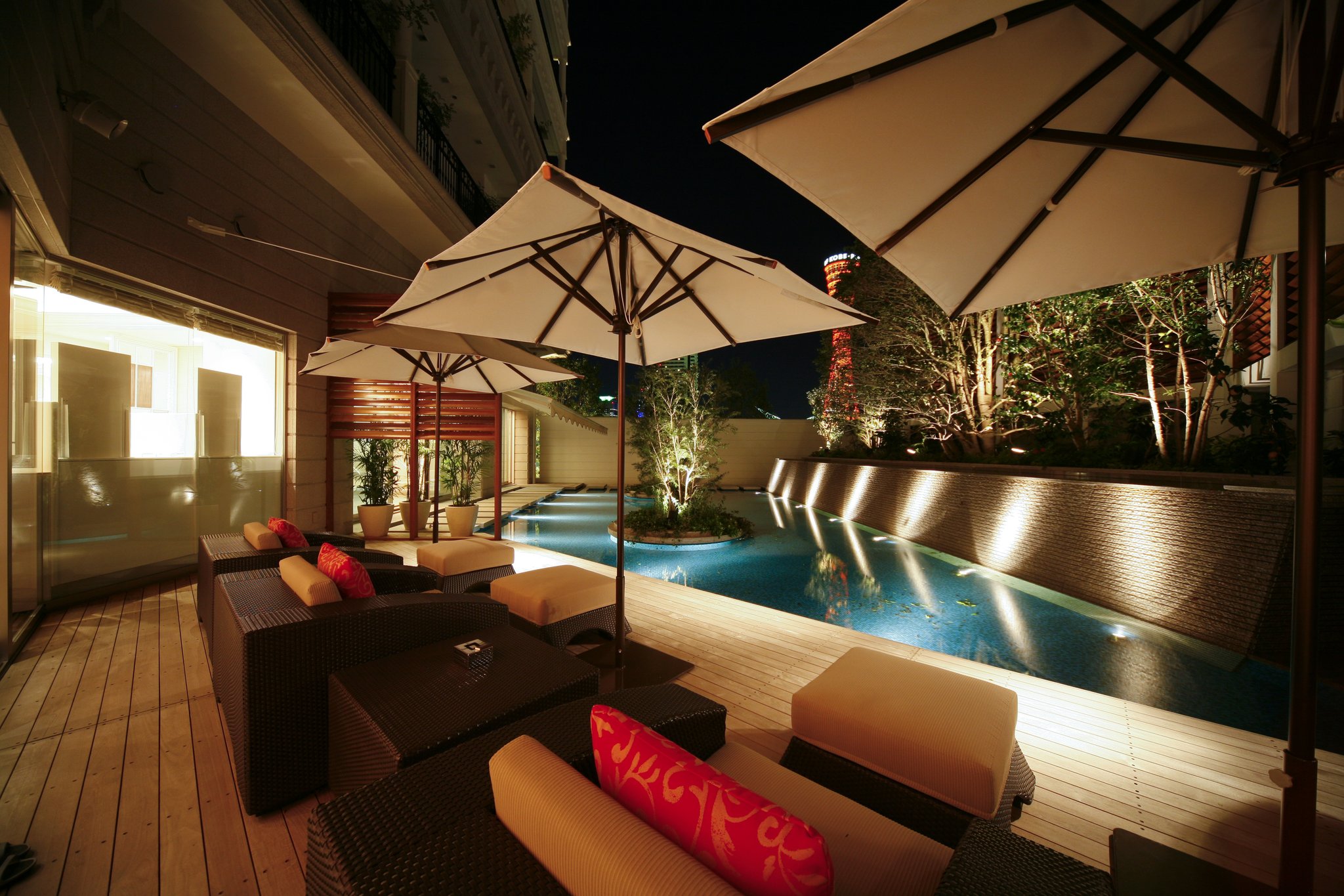 La Suite Kobe Harborland