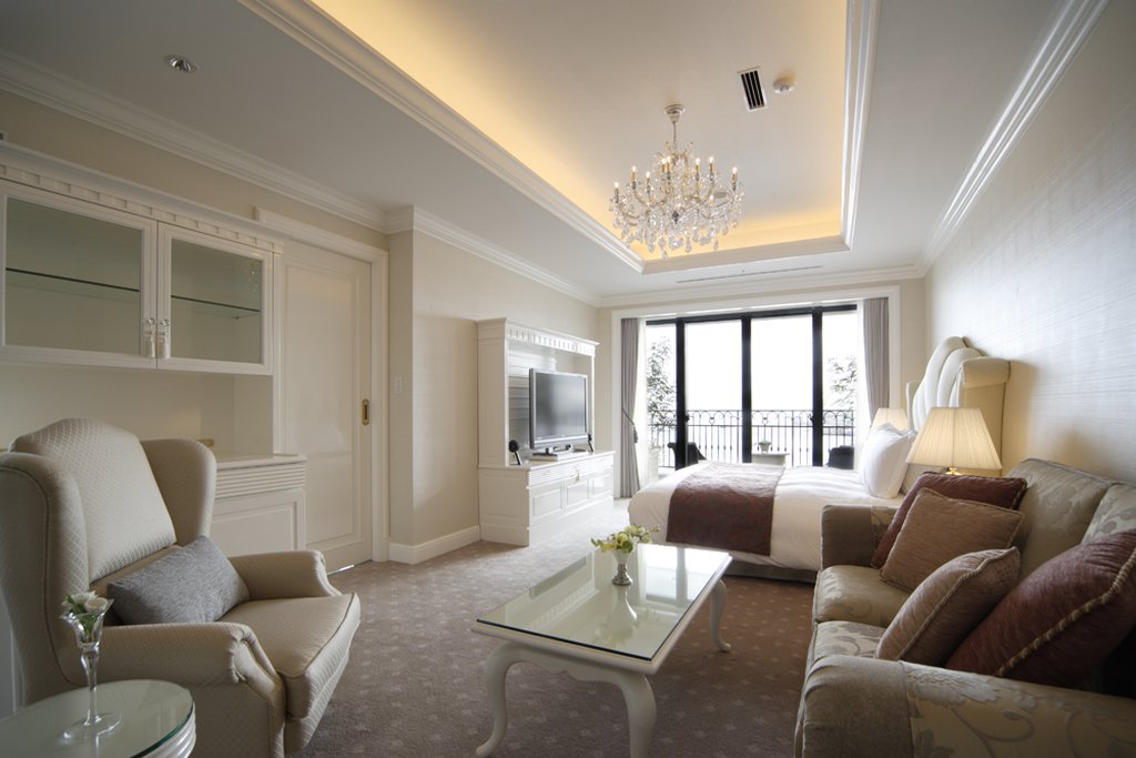 La Suite Kobe Harborland