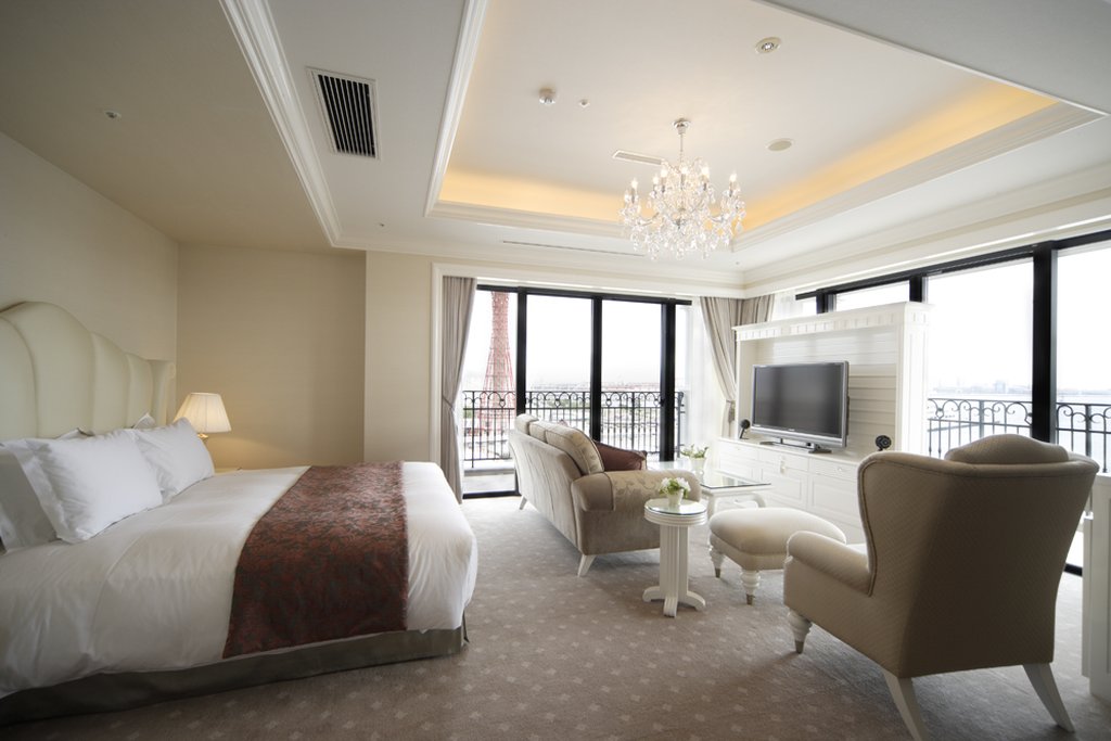 La Suite Kobe Harborland