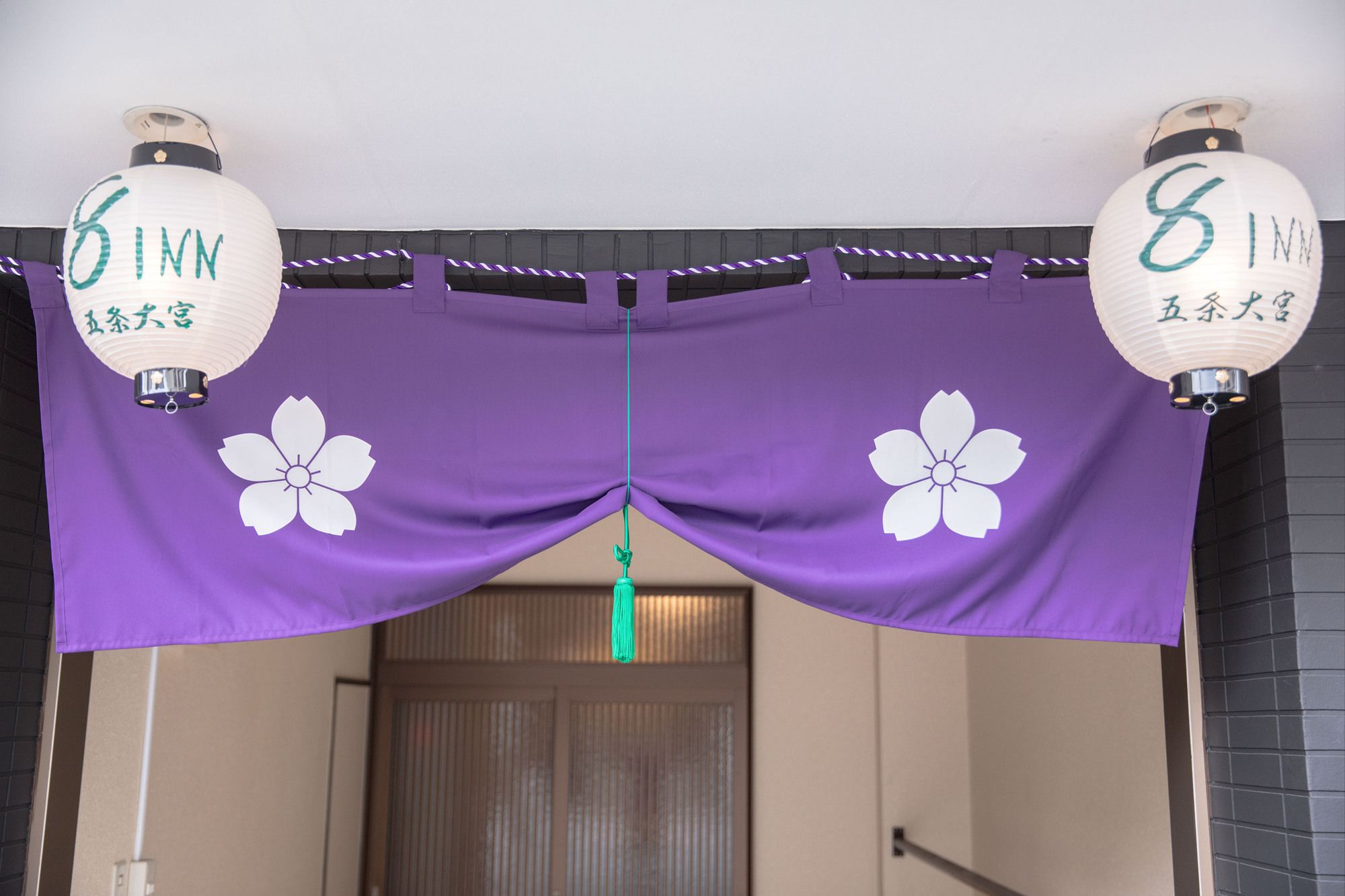 8INN Gojo Omiya