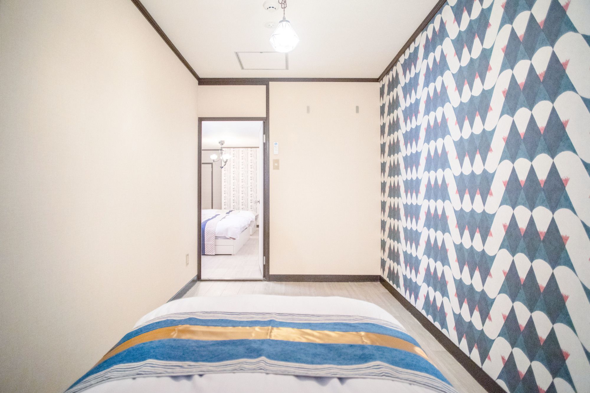 8INN Gojo Omiya