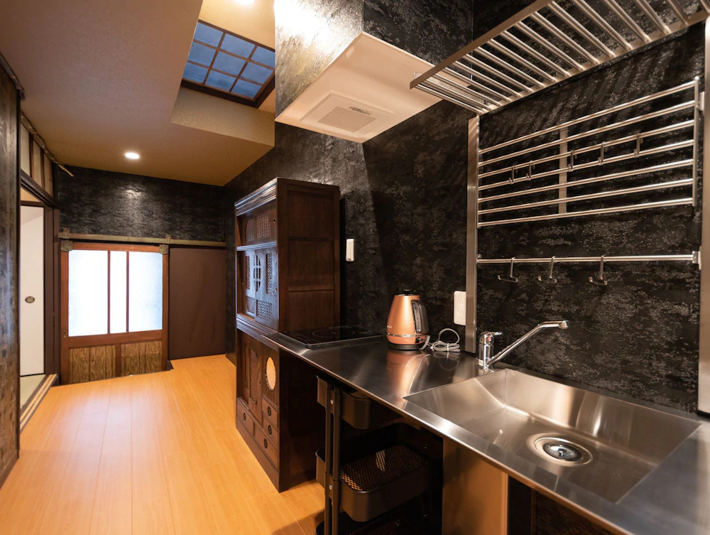 8INN Karasuma Kyo-Machiya