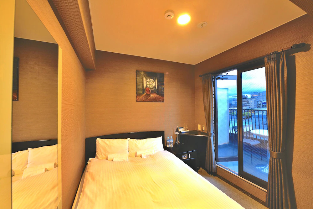 Ato Hotel
