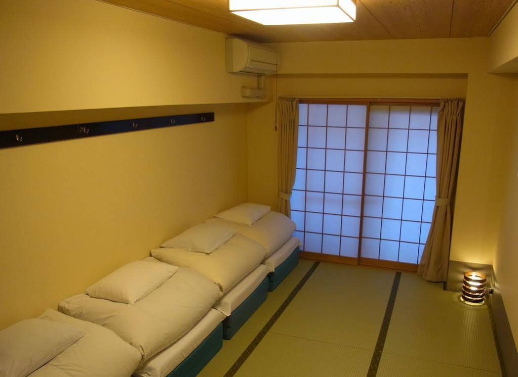 Backpacker's Ryokan Budget Inn