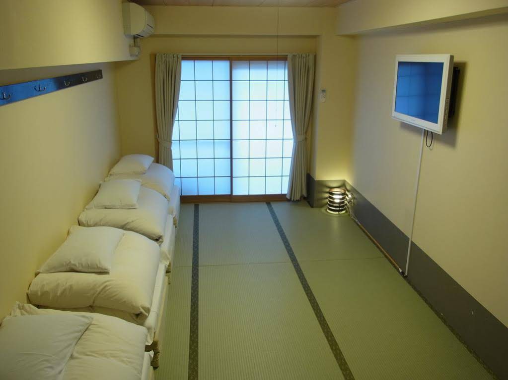Backpacker's Ryokan Budget Inn