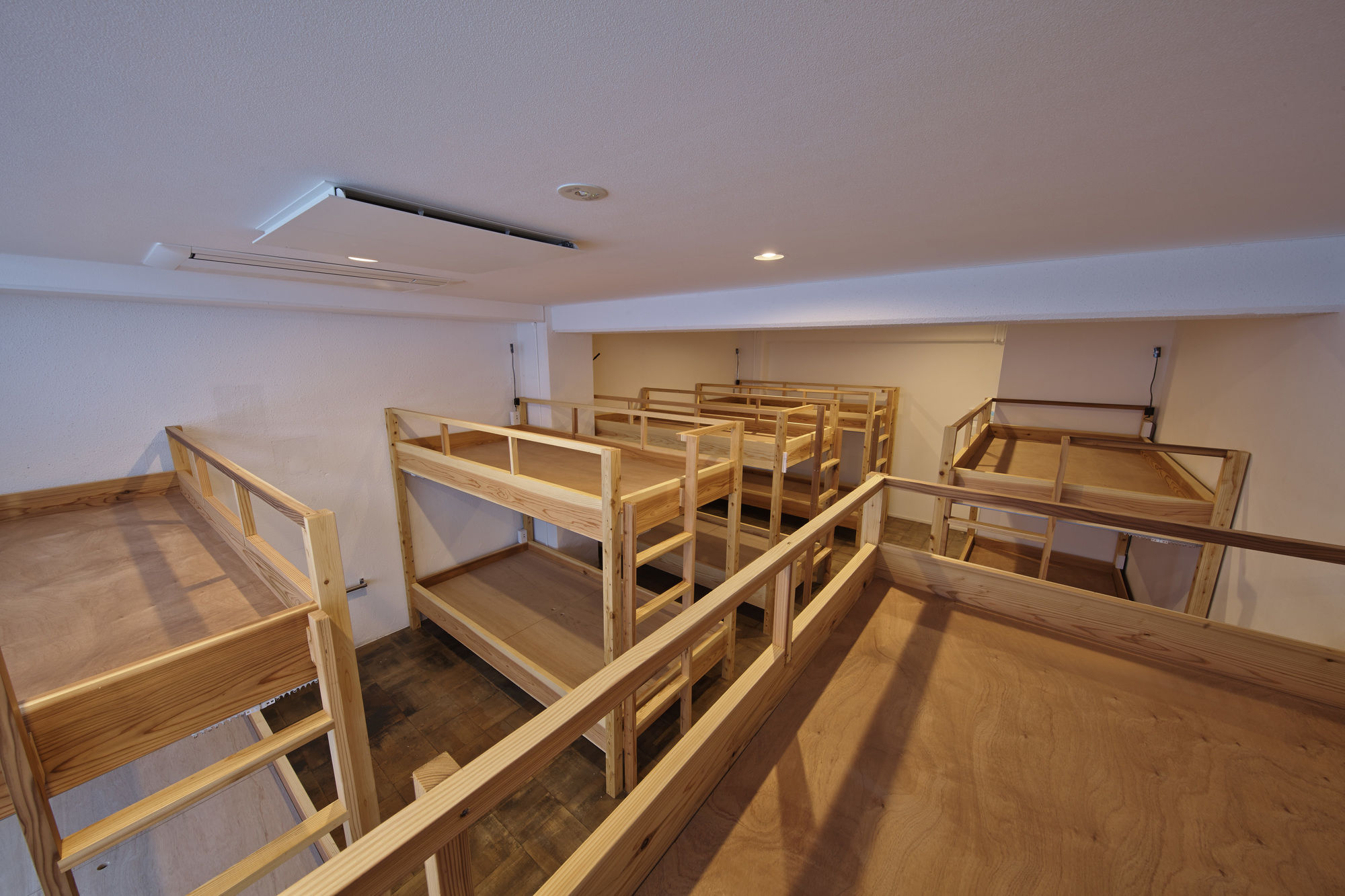 Bird Hostel
