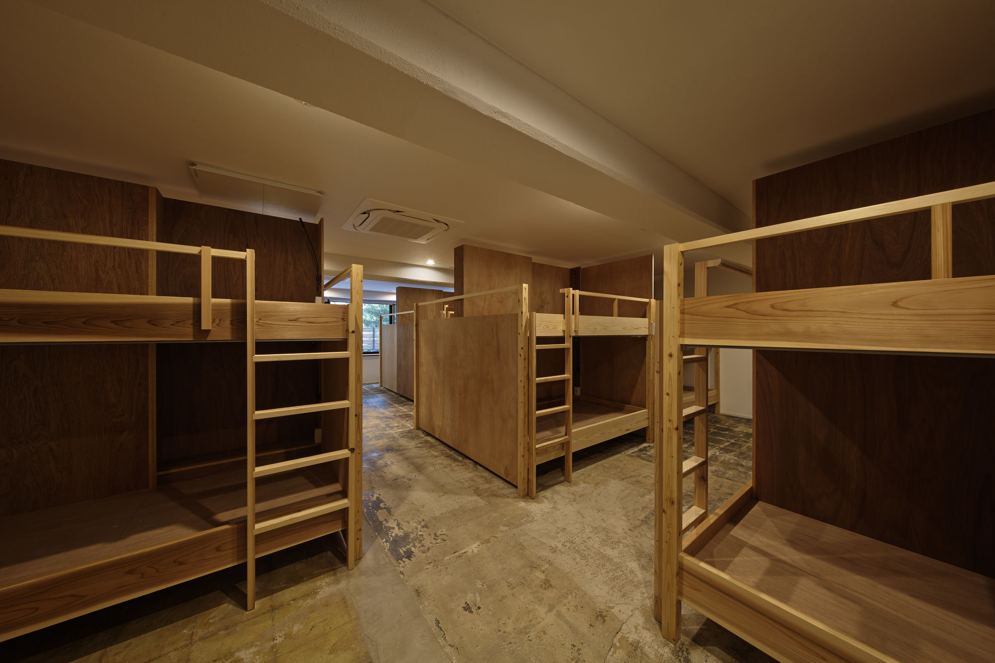 Bird Hostel
