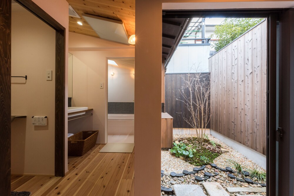 Cymbidium House Kyoto