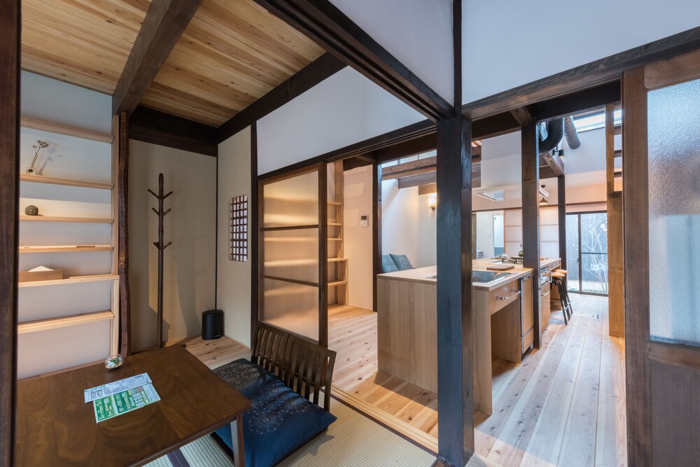 Cymbidium House Kyoto
