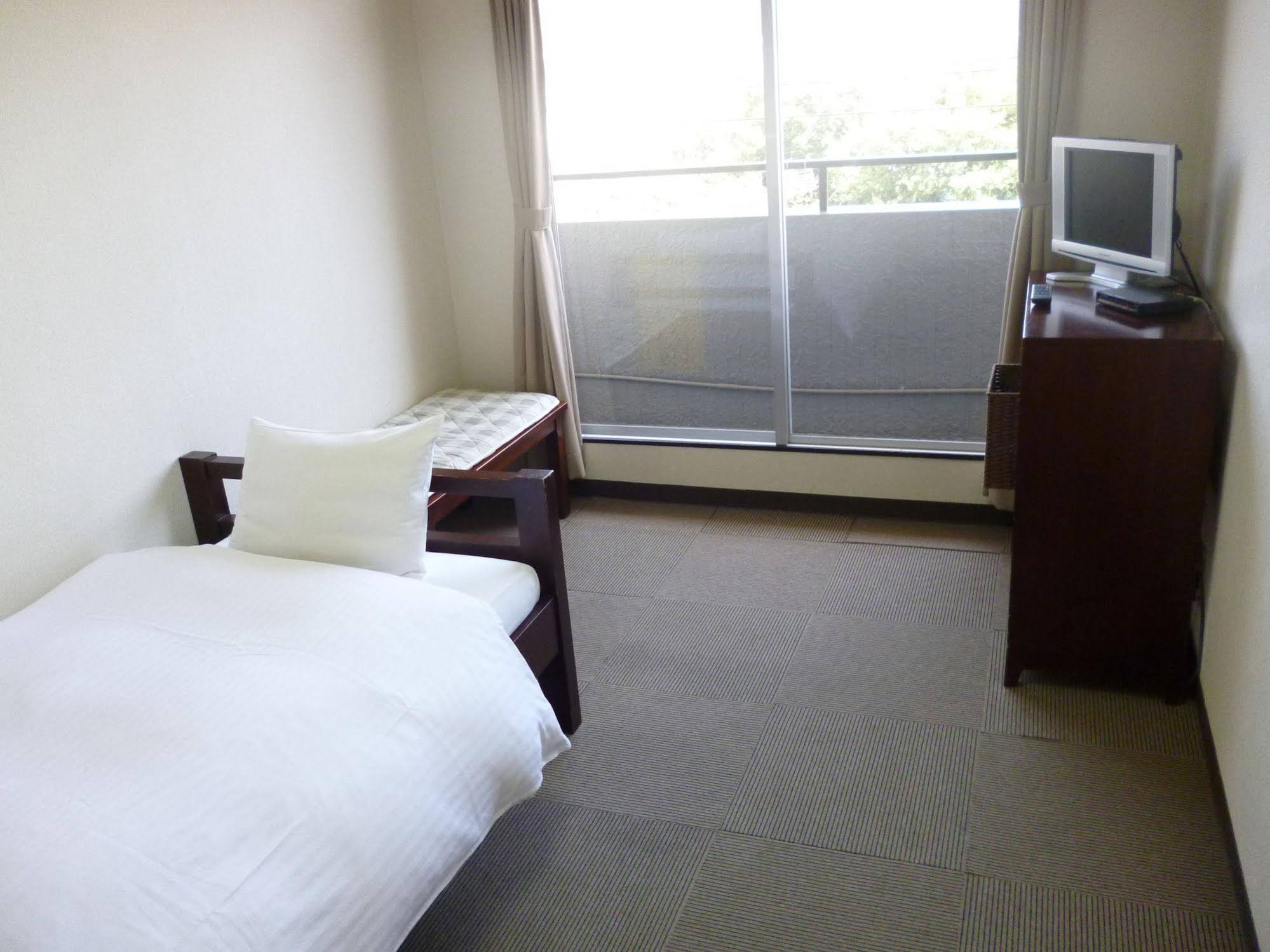 Econo Inn Kyoto