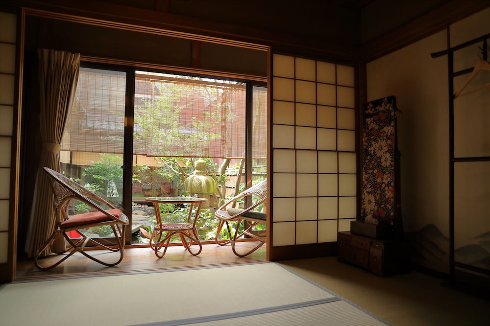 Gion Koh Hostel