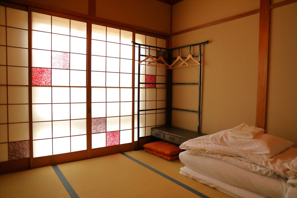 Gion Koh Hostel