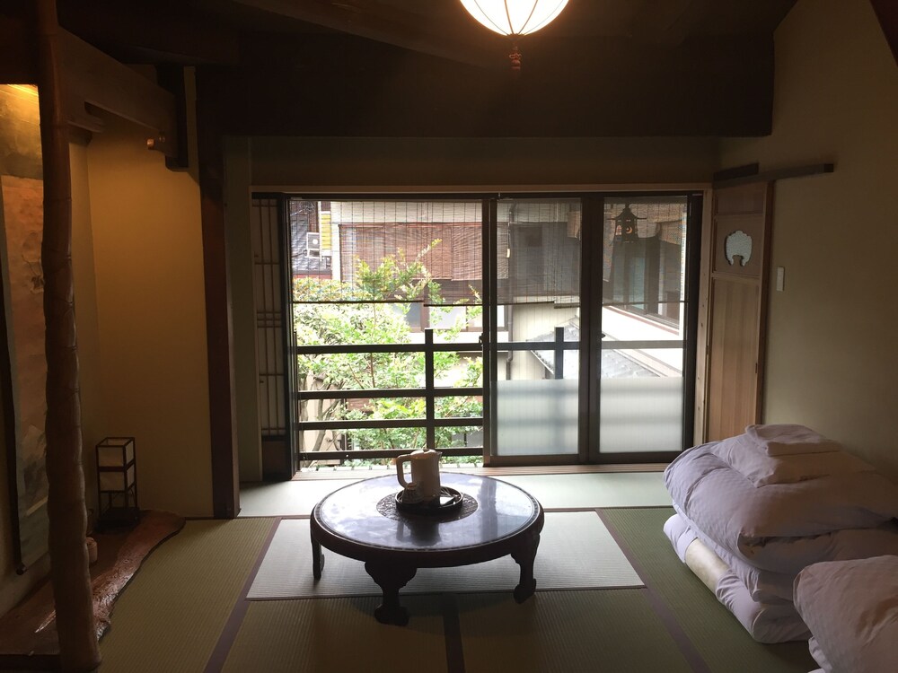 Gion Koh Hostel