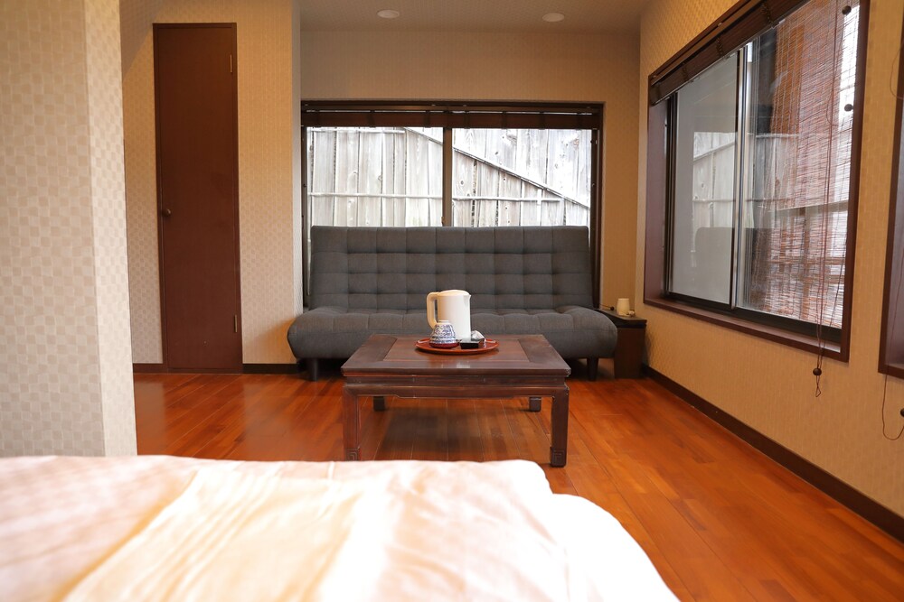 Gion Koh Hostel