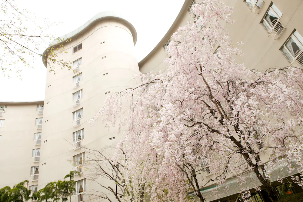 The Prince Kyoto Takaragaike, Autograph Collection