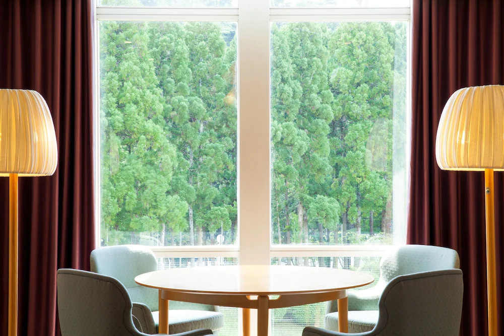 The Prince Kyoto Takaragaike, Autograph Collection