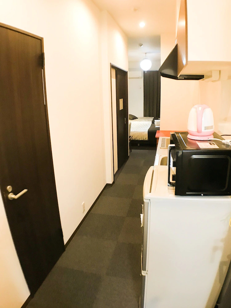 Guest House One More Heart Nishijin 1