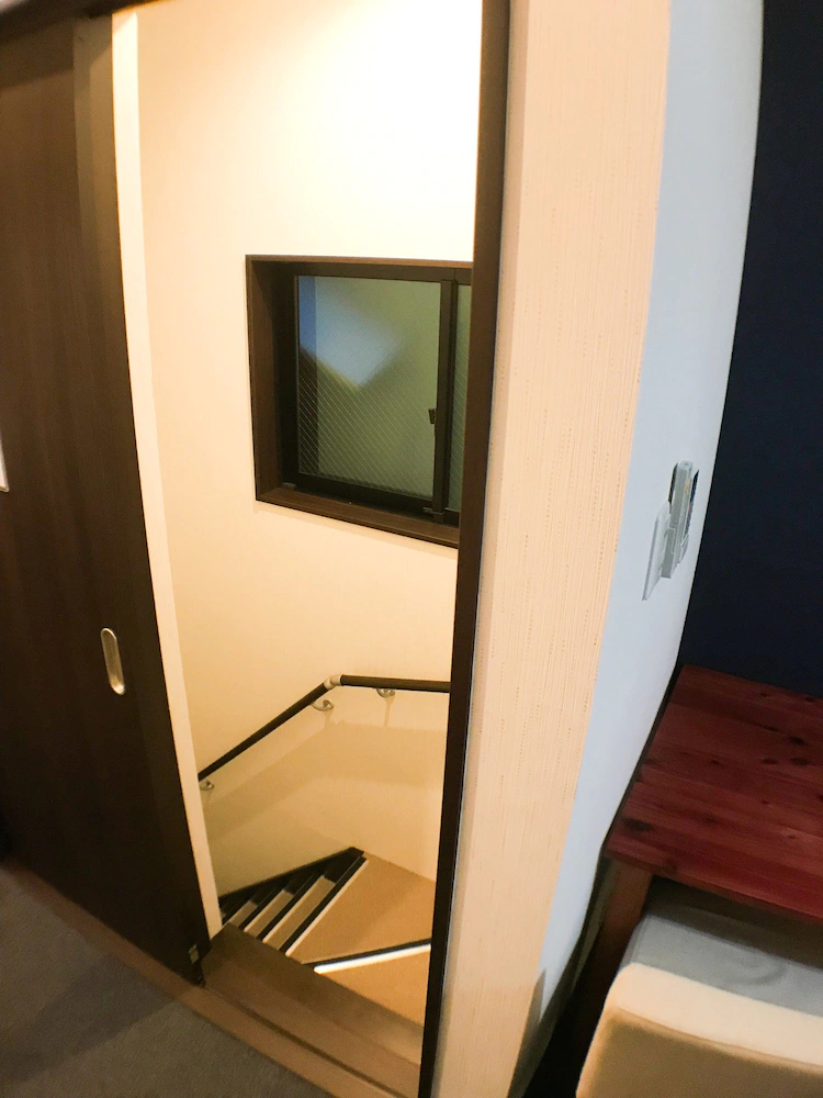 Guest House One More Heart Nishijin 1