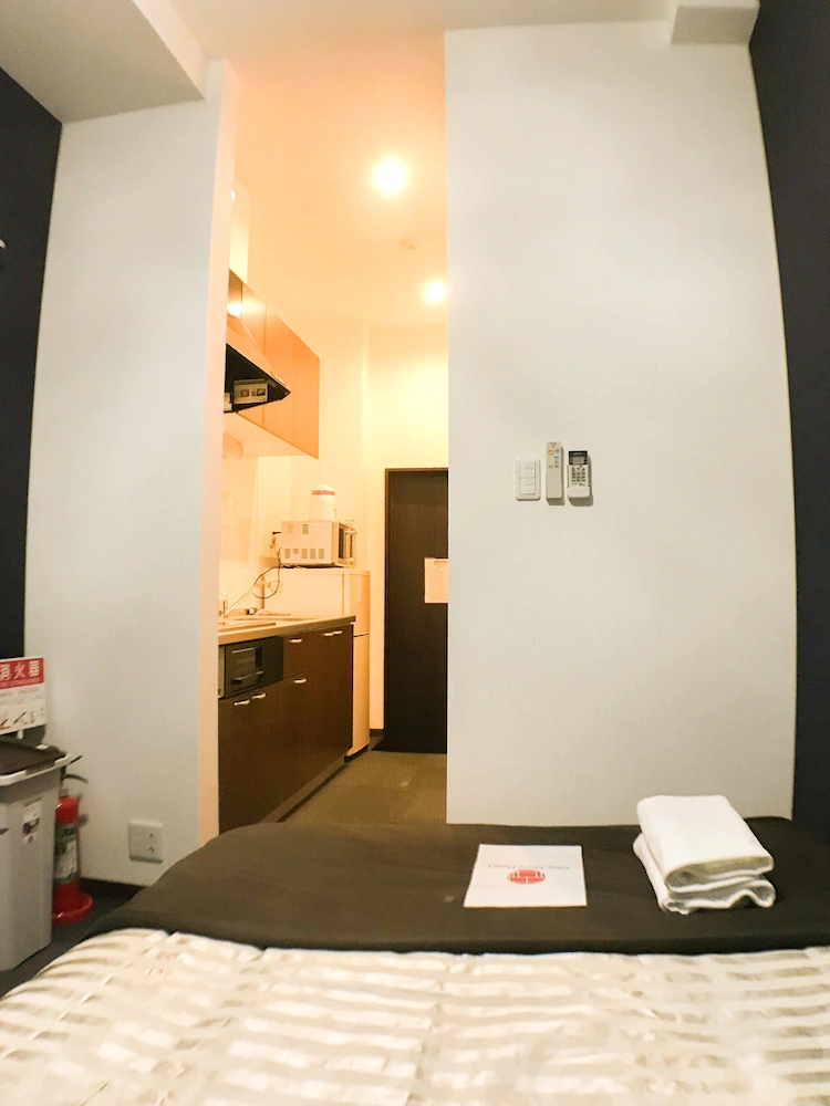 Guest House One More Heart Nishijin 1