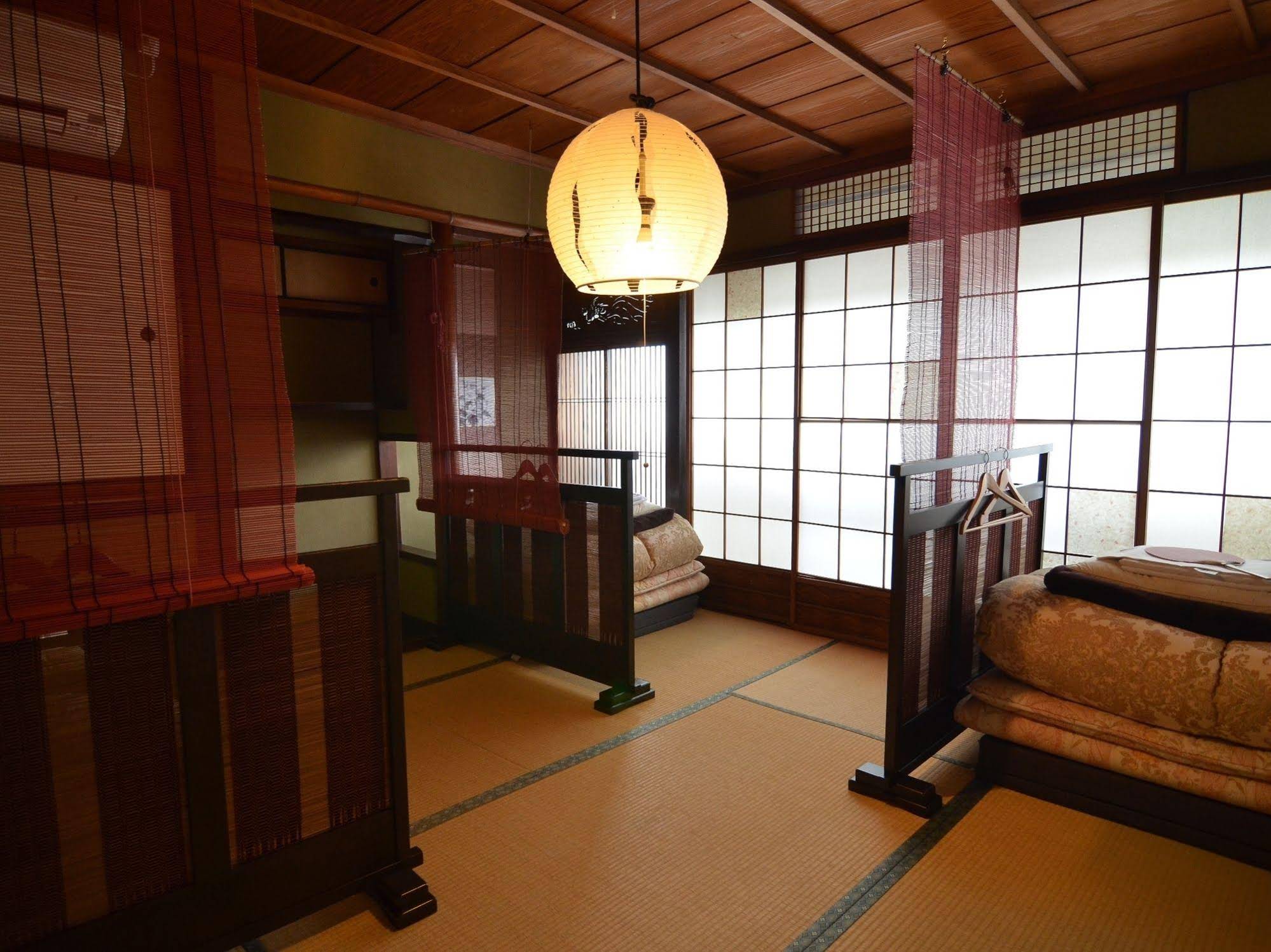 Guest house RAKUZA