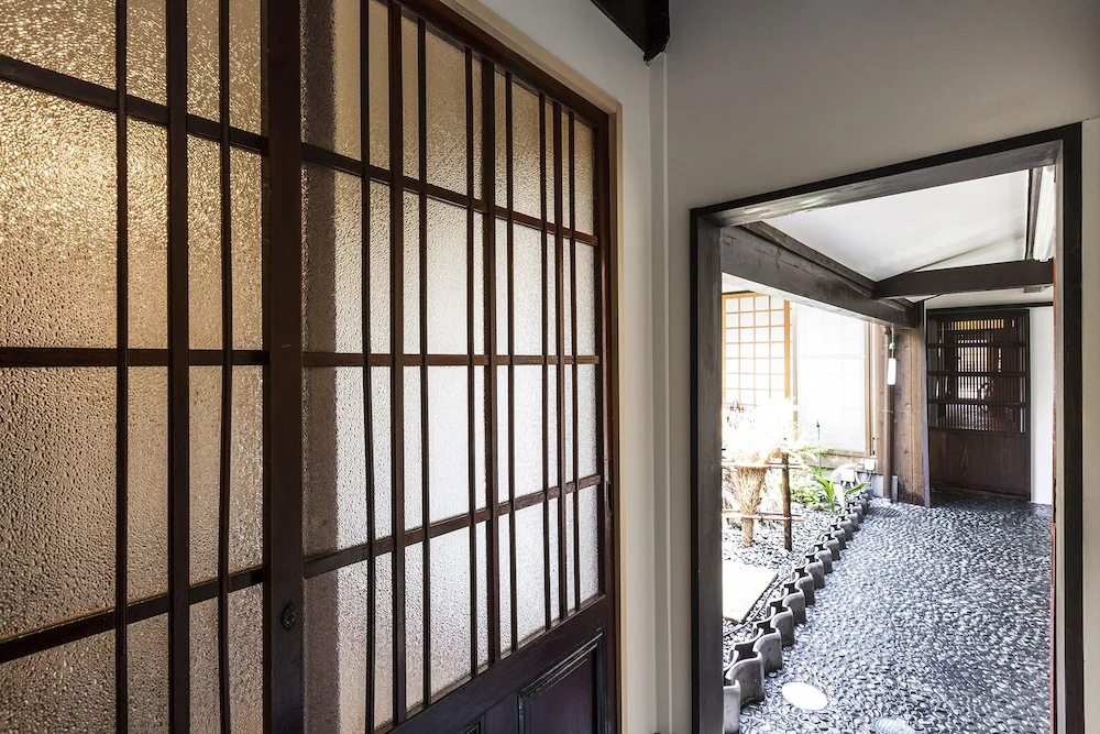 Higashiyama Jin