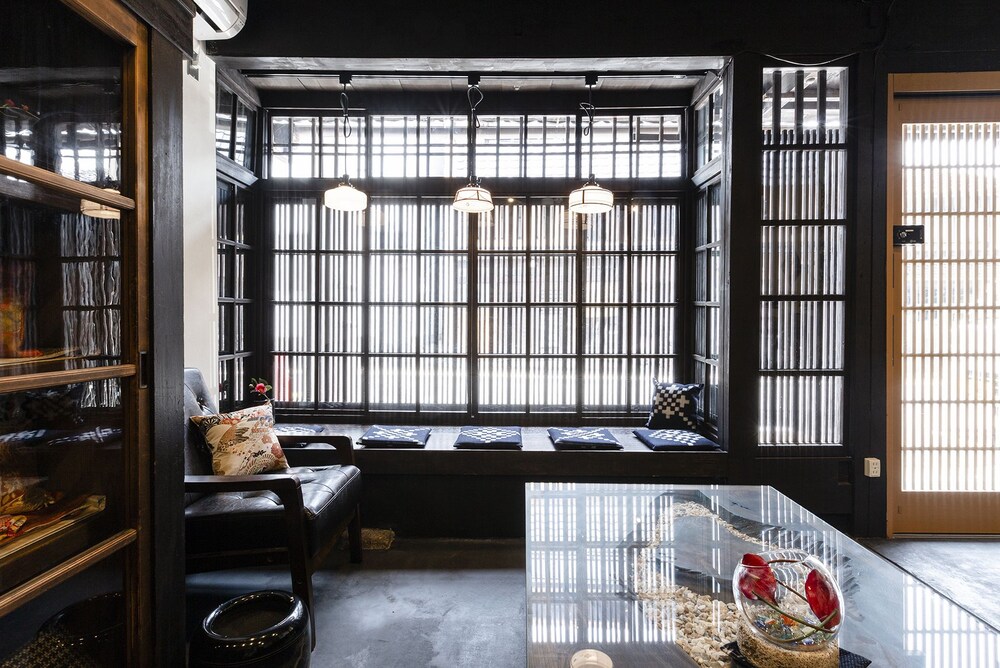 Higashiyama Jin