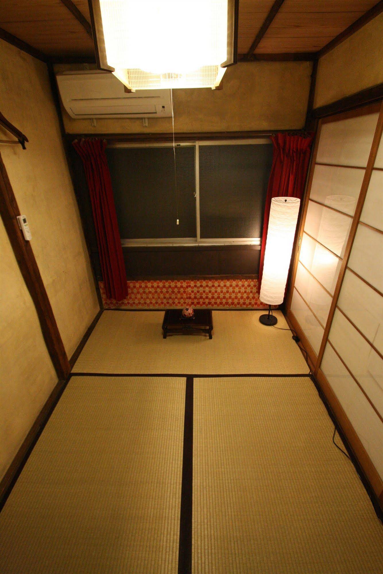 Hostel HARUYA