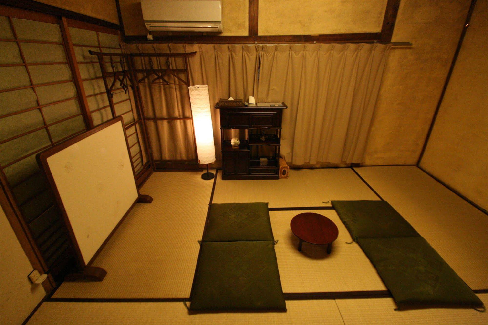 Hostel HARUYA