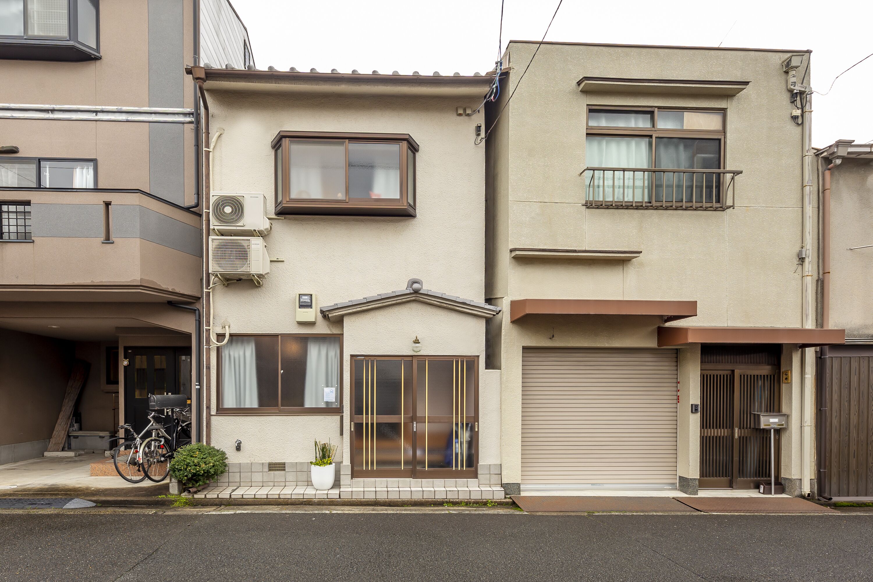 Kizuna House