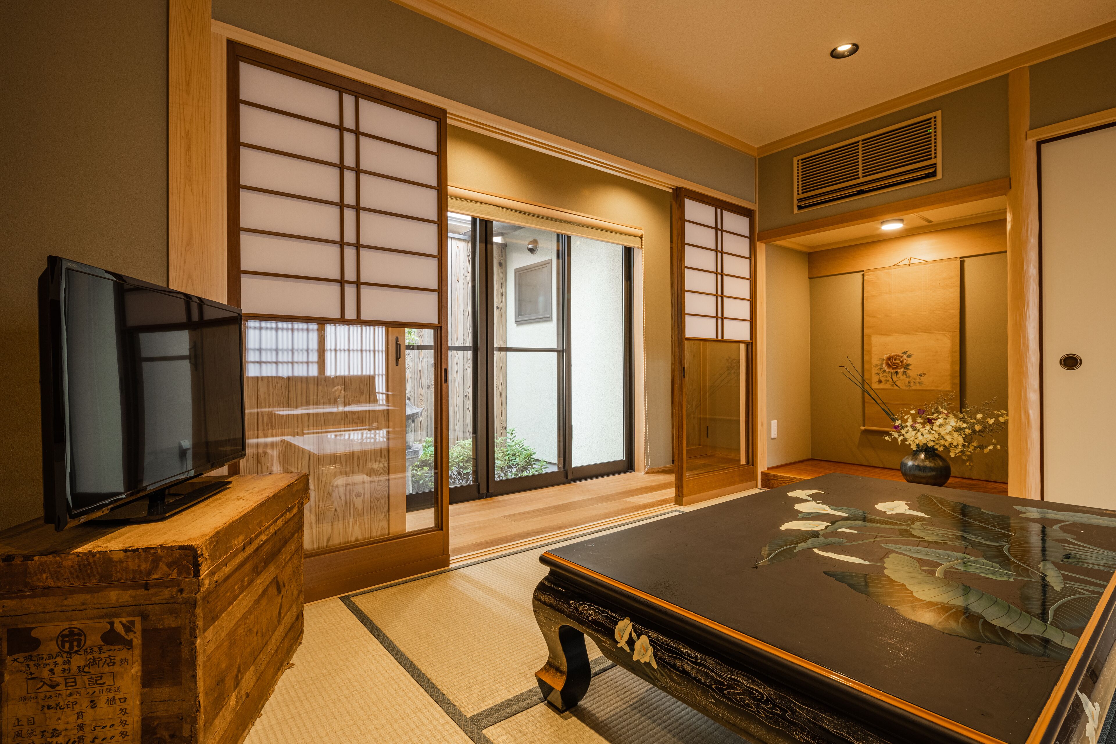 Kouhaku Kinkaku Fuku