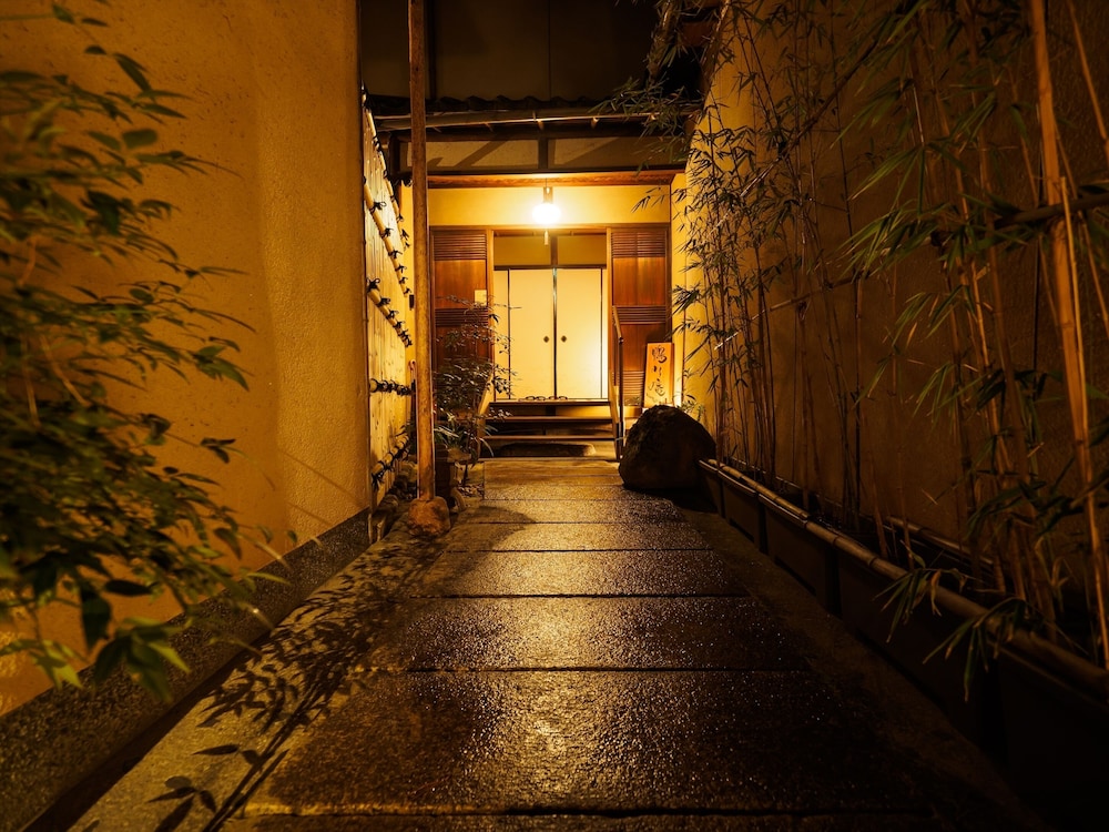 K's Villa Kamogawa-an & Matsumi-an