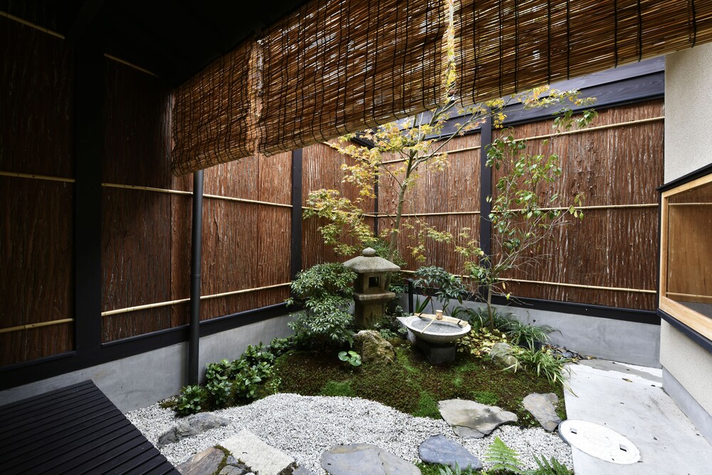 Kuraya Kiyomizu Gojo