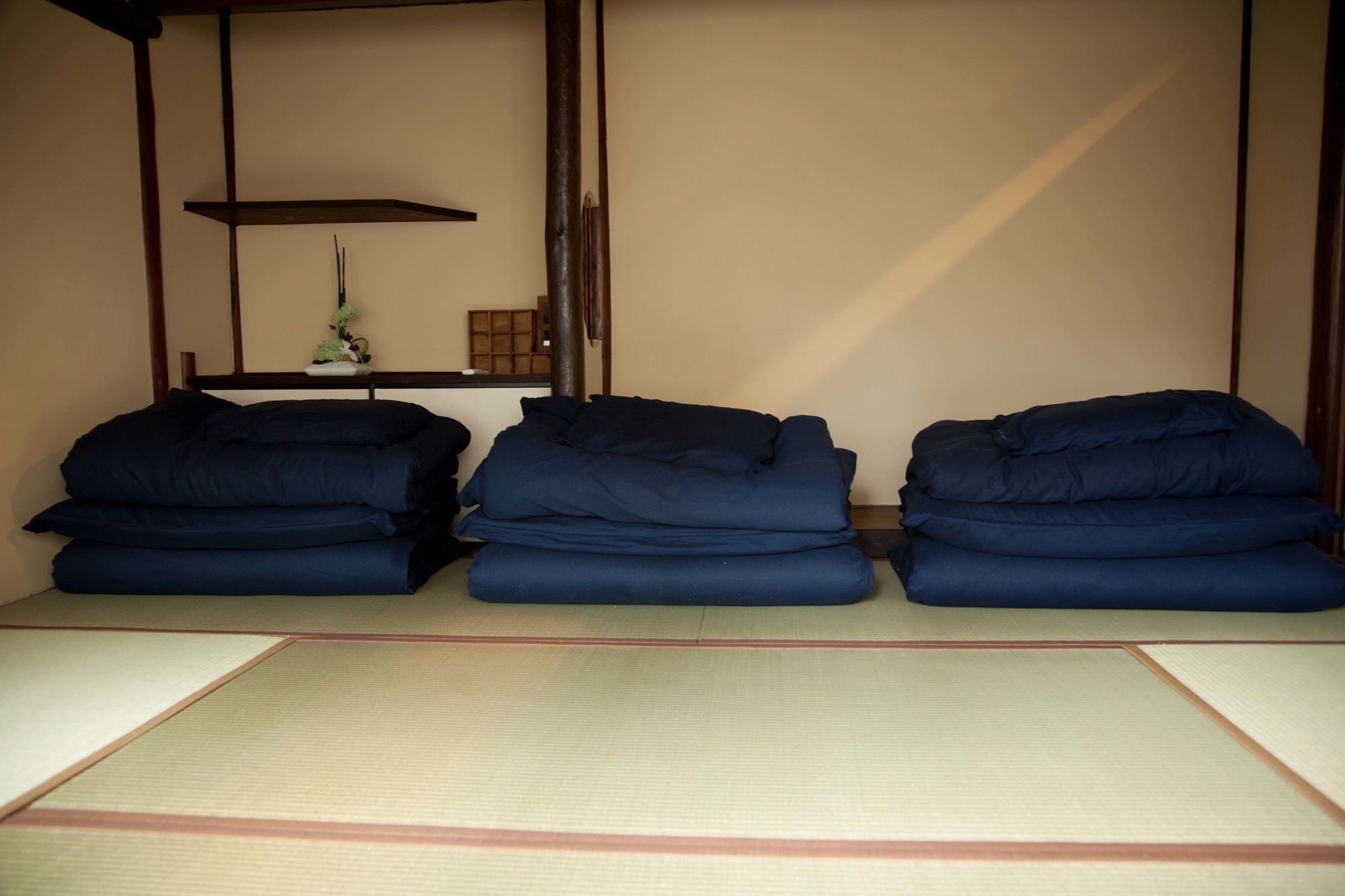 Kyoto Guesthouse Lantern In Gion