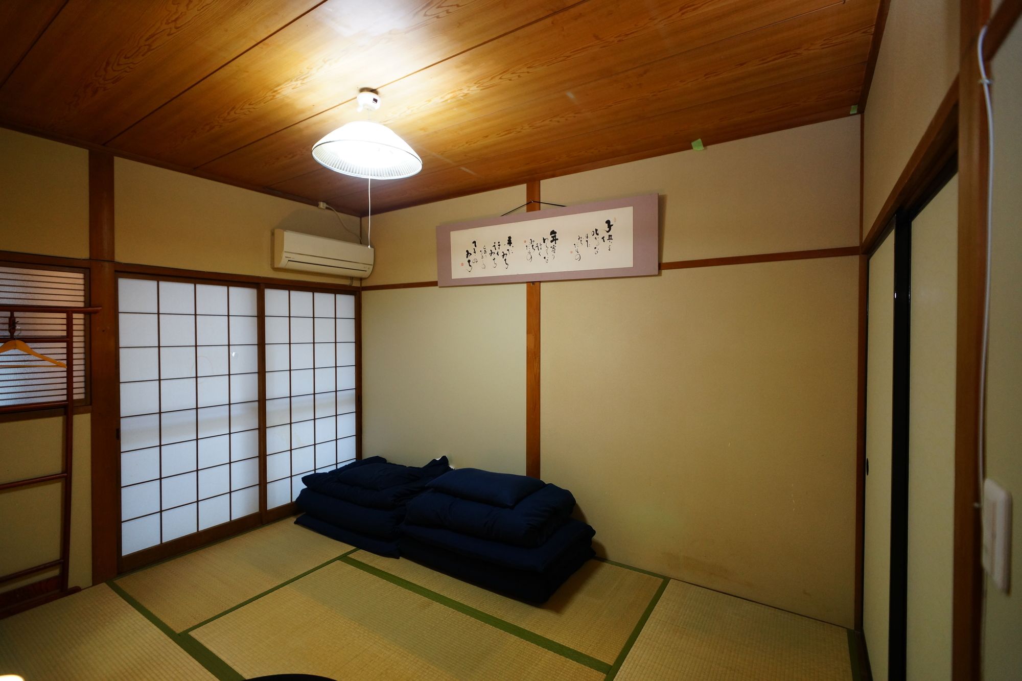 Kyoto Guesthouse Lantern In Gion