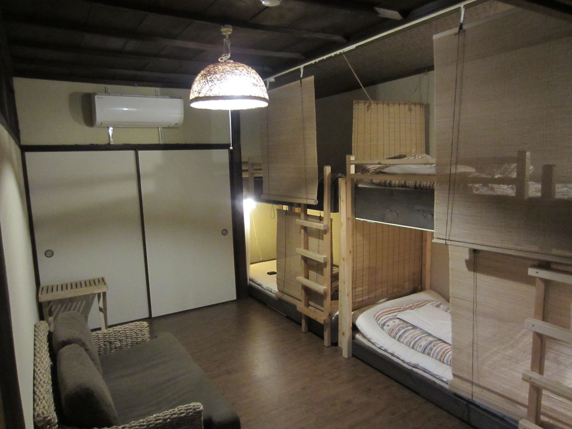 Kyoto Guesthouse Lantern In Gion