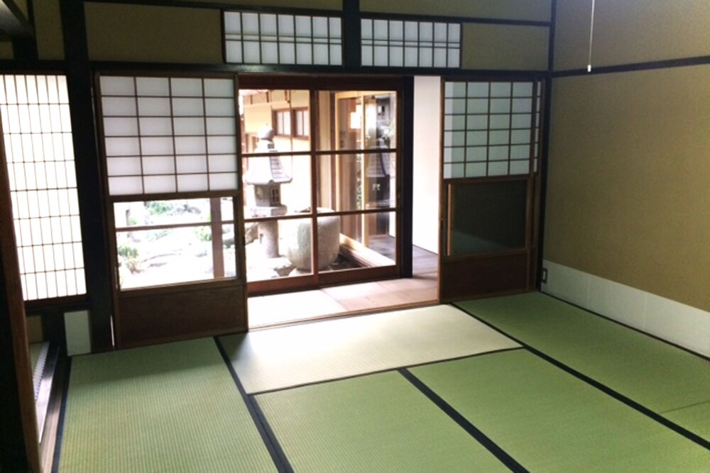 Kyoto Nijo Sawaragi-No-Yado