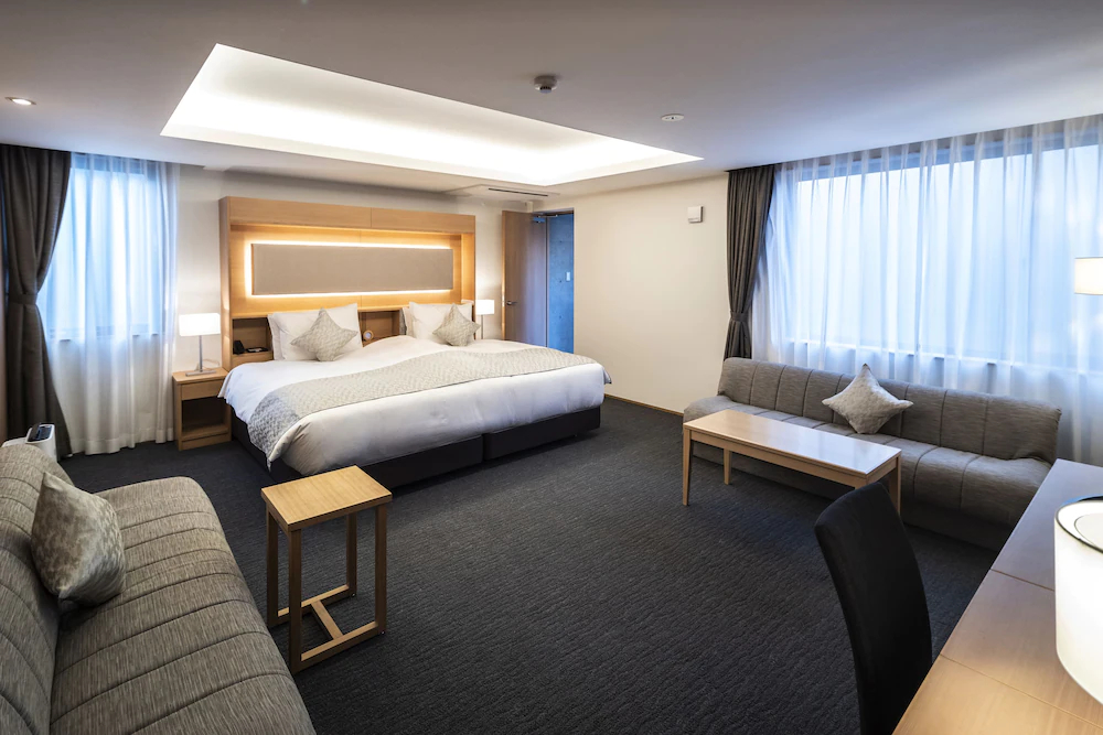 Kyoto Shijo Takakura Hotel Grandereverie