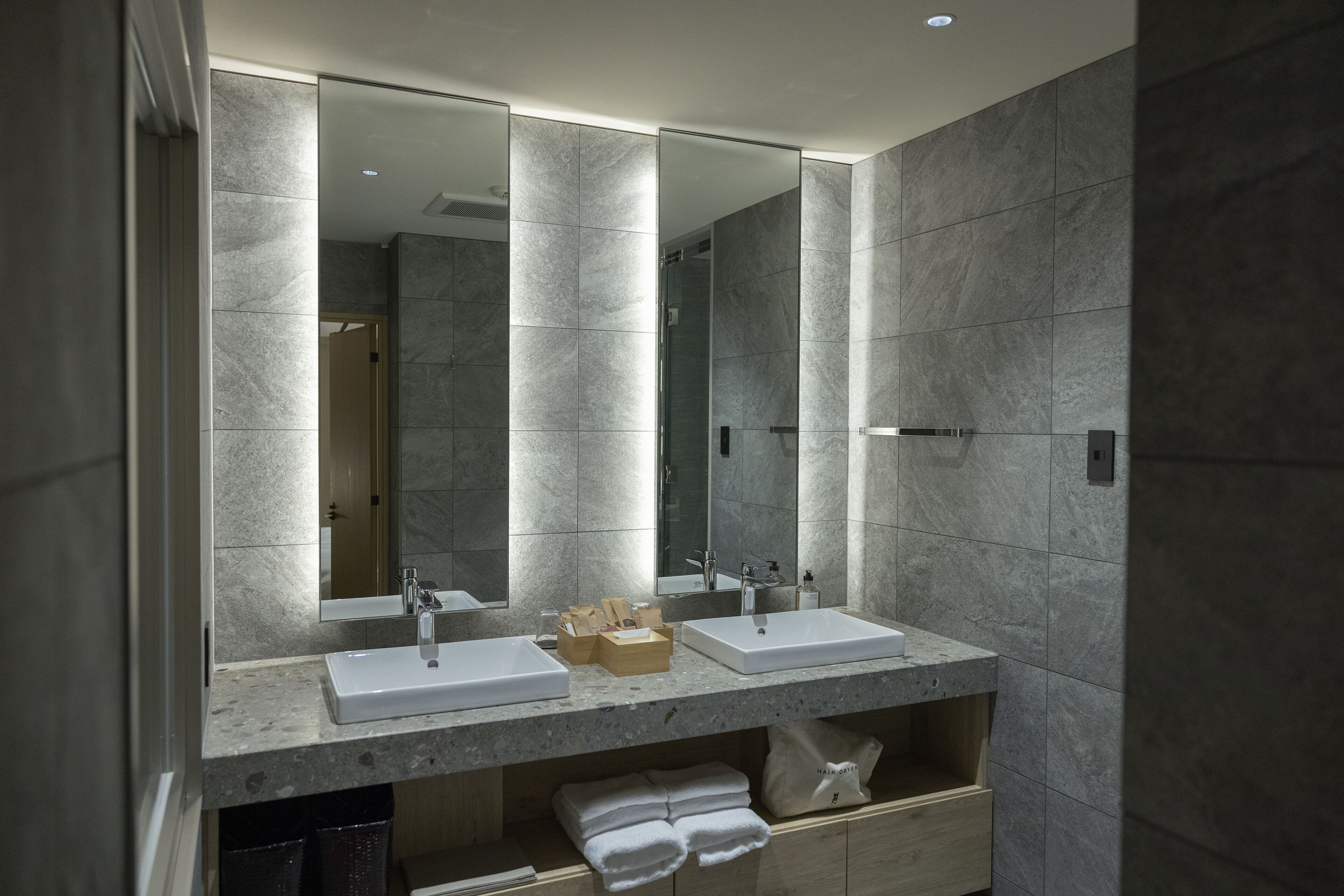 Moksa Rebirth Hotel