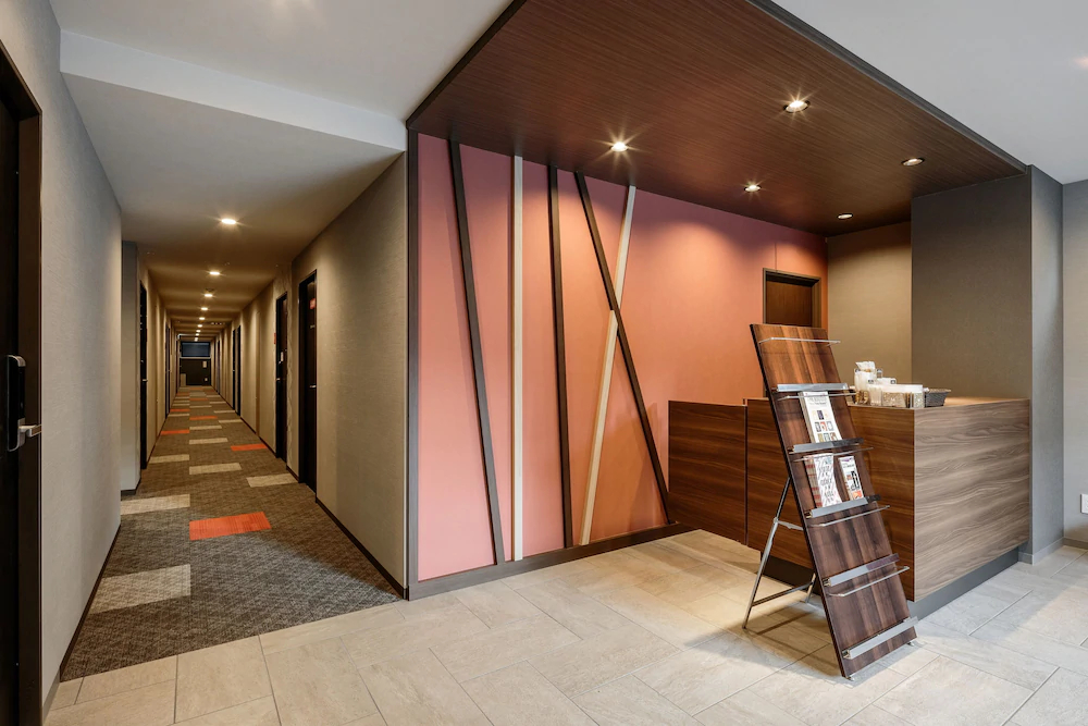 M's Hotel Nijojo Oike
